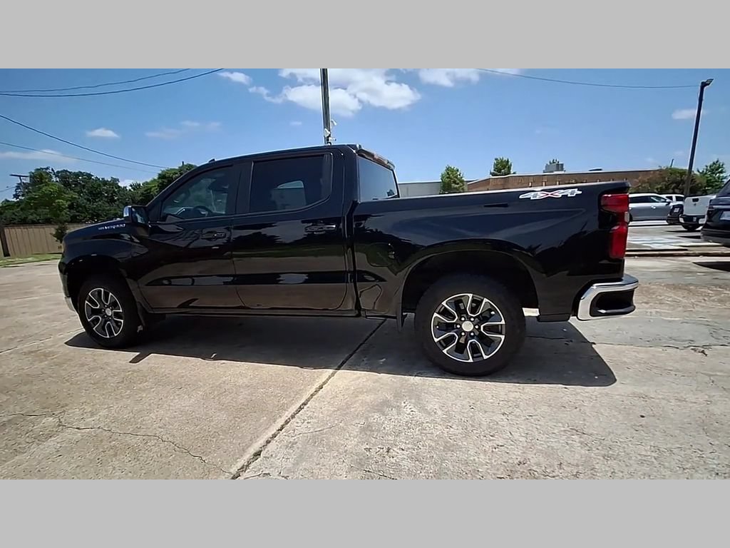 Used 2023 Chevrolet Silverado 1500 LT AWD/4WD image 46