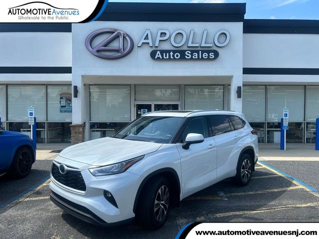 Used 2022 Toyota Highlander XLE