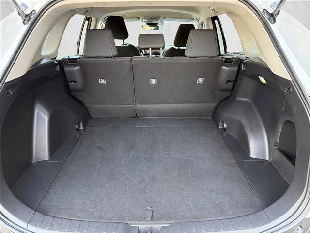 Used 2025 Toyota RAV4 LE AWD/4WD image 25