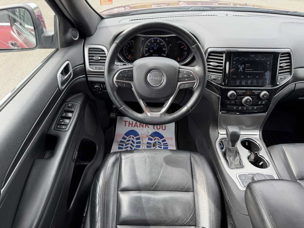 Used 2019 Jeep Grand Cherokee Limited AWD/4WD image 14
