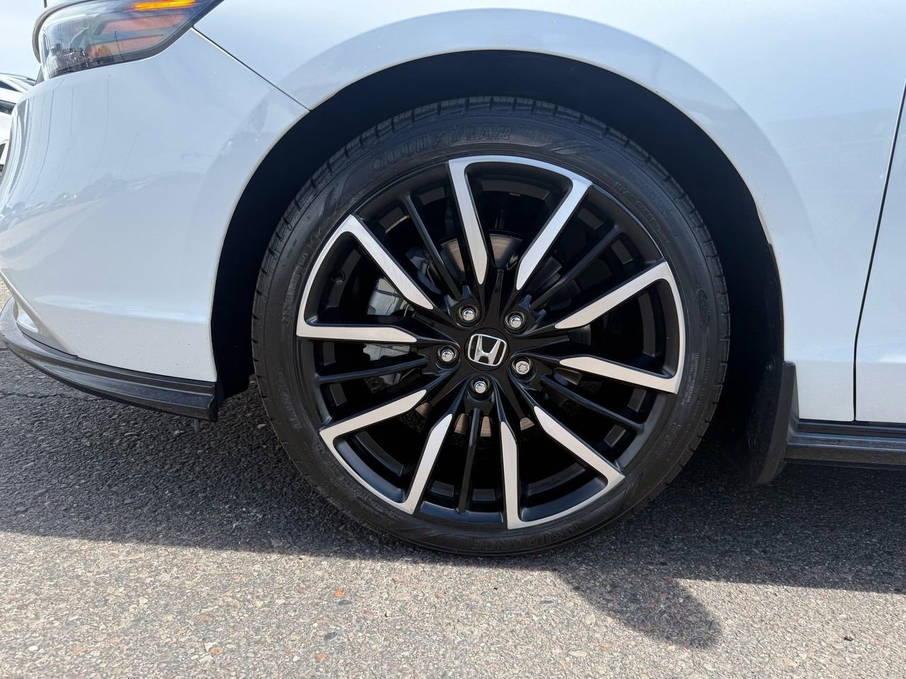 Used 2023 Honda Accord Touring image 8
