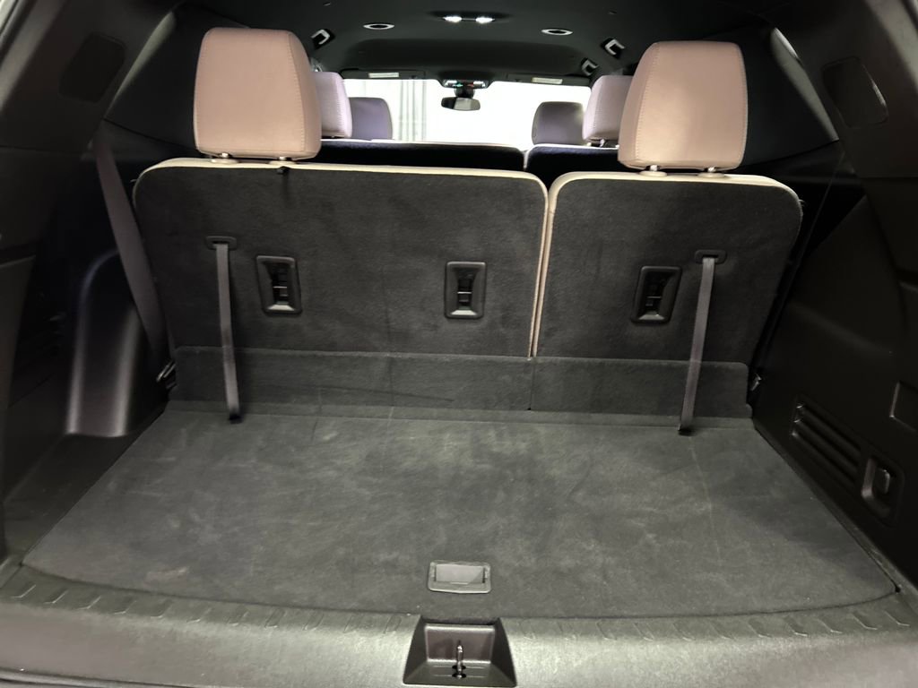 Used 2023 Chevrolet Traverse LS w/ Safety Package FWD image 25