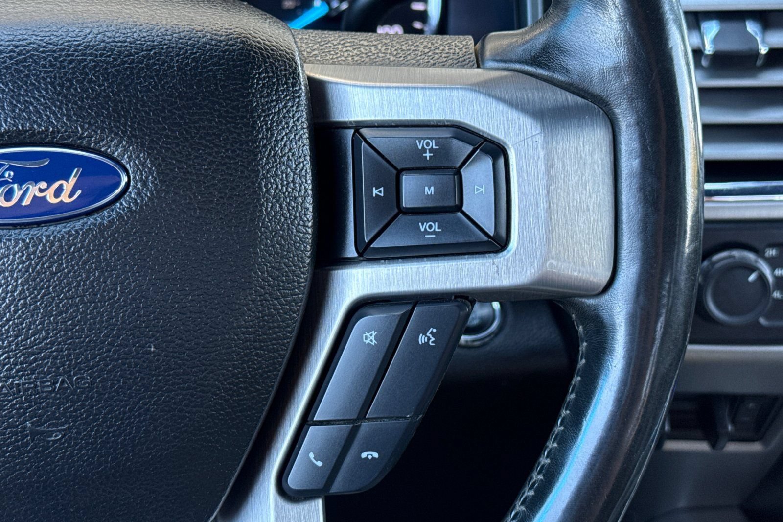 Used 2017 Ford F350 Platinum AWD/4WD image 36