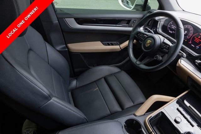 Used 2024 Porsche Cayenne image 24