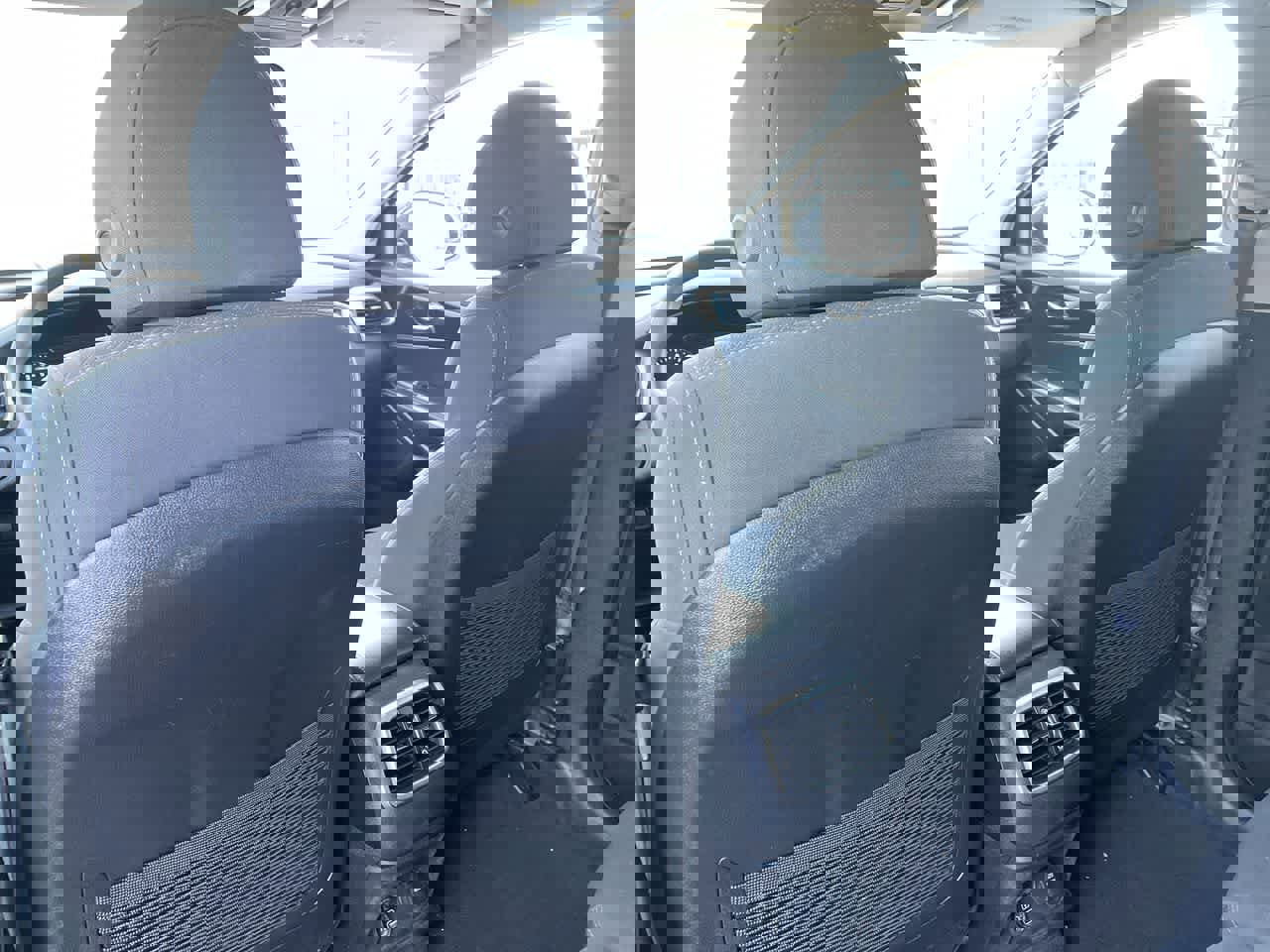 Used 2018 Kia Sorento LX AWD/4WD image 20