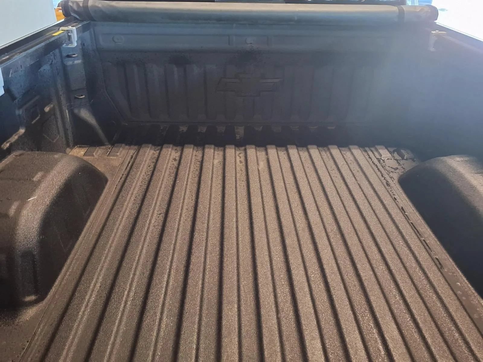 Used 2020 Chevrolet Silverado 1500 LTZ w/ LTZ Convenience Package AWD/4WD image 6