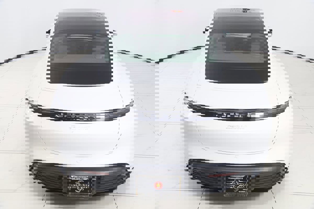 Used 2020 Porsche Taycan 4S image 60