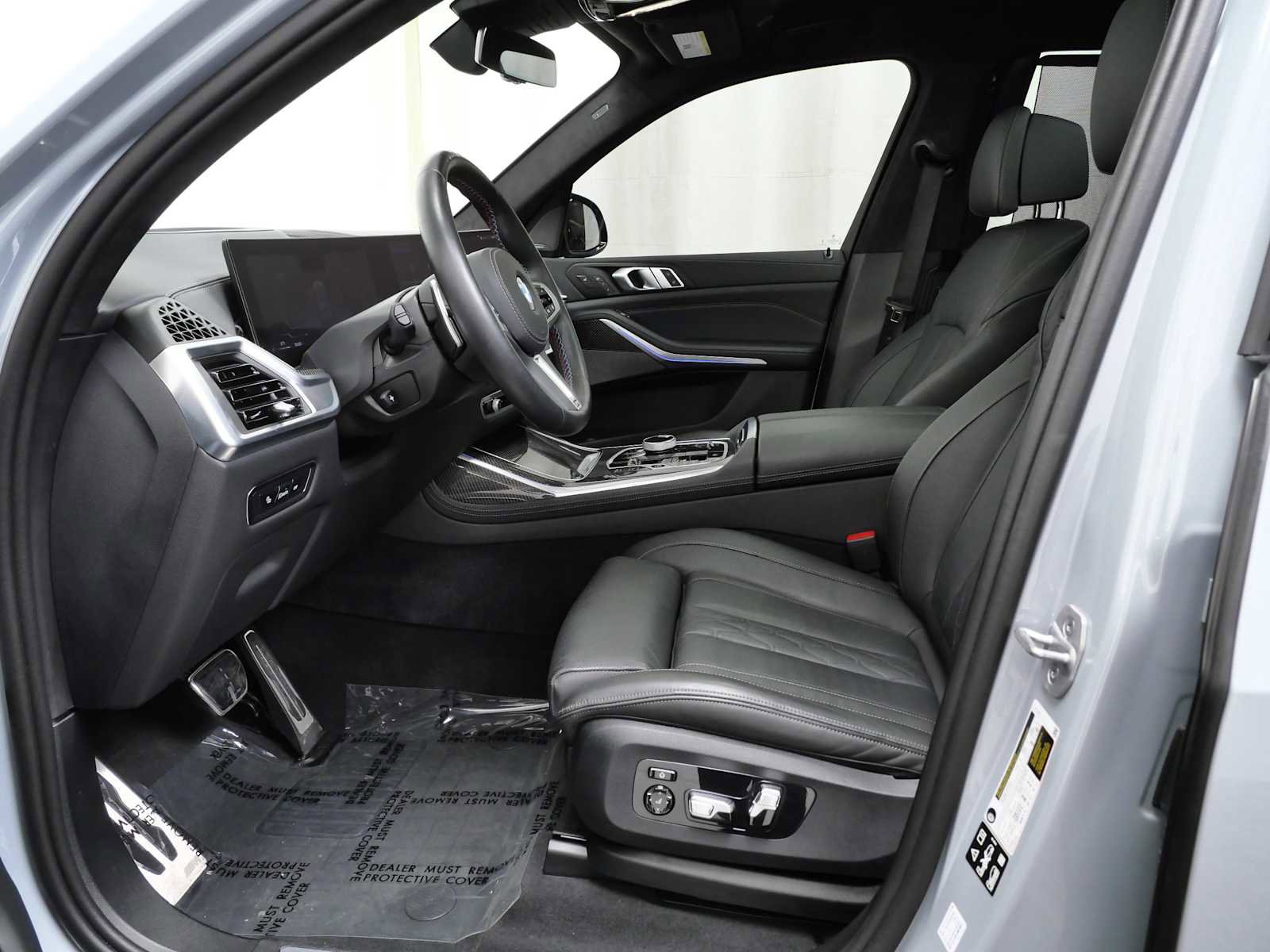 Used 2025 BMW X7 M60i image 20