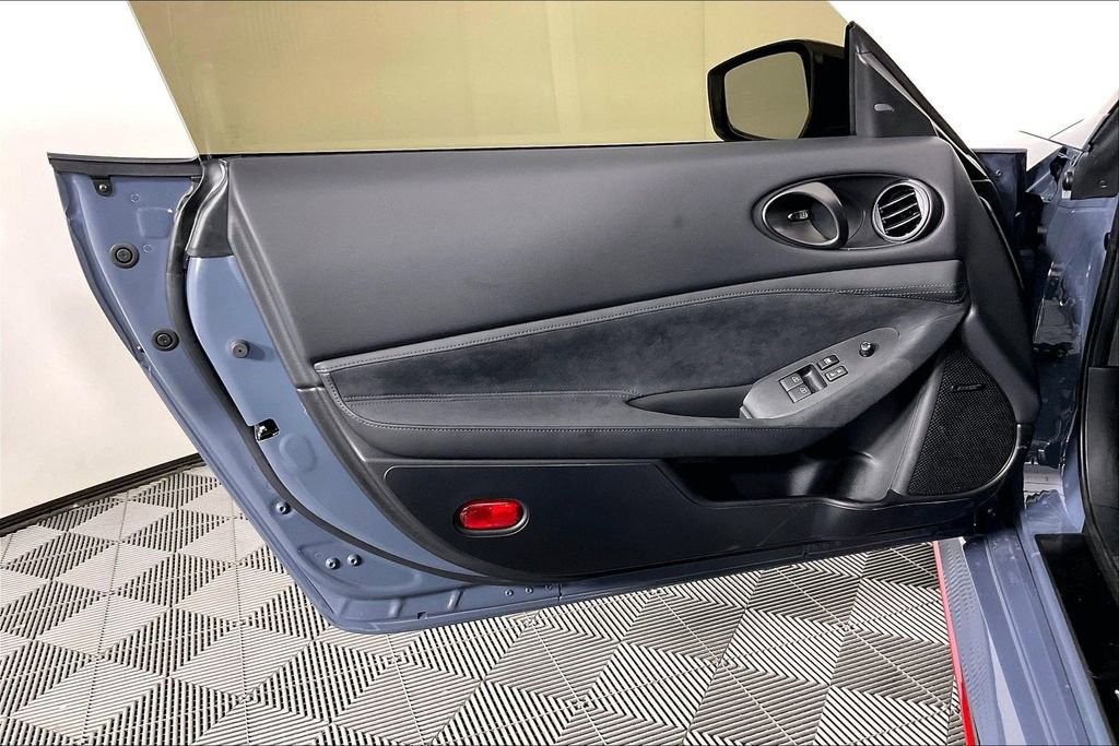 New 2026 Nissan Z NISMO w/ Floor Mat Package image 39