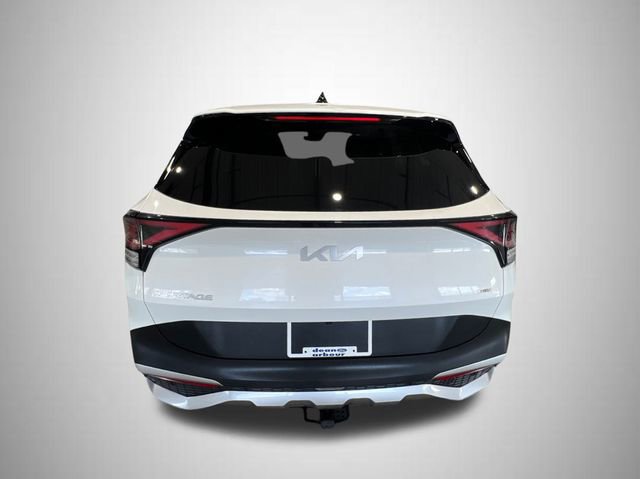 Used 2023 Kia Sportage LX image 8