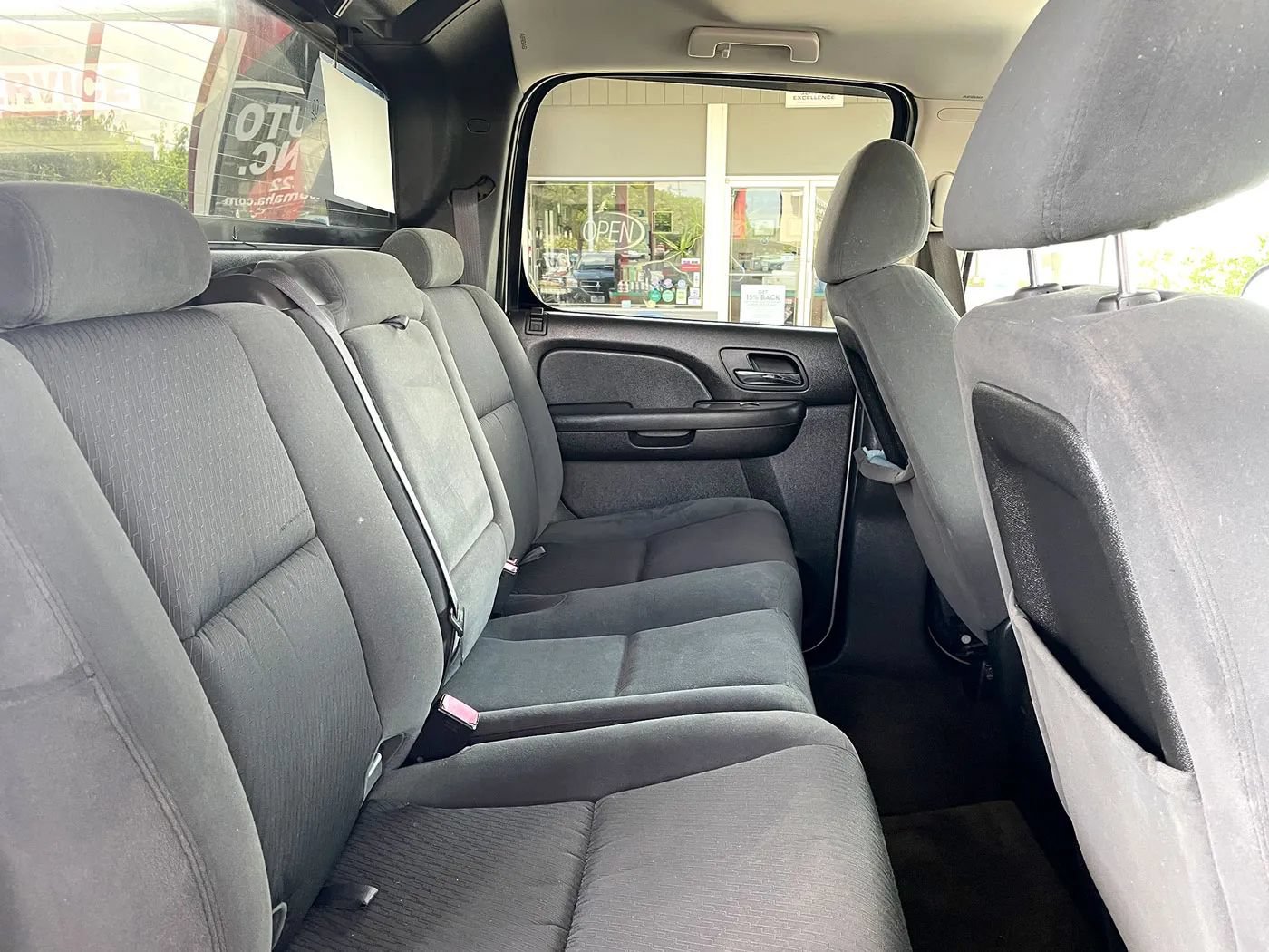 Used 2009 Chevrolet Avalanche LS AWD/4WD image 11