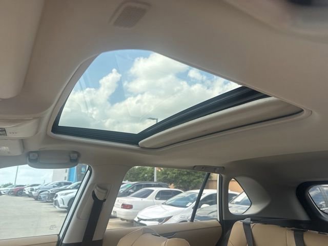 Used 2025 Toyota RAV4 XLE Premium image 10