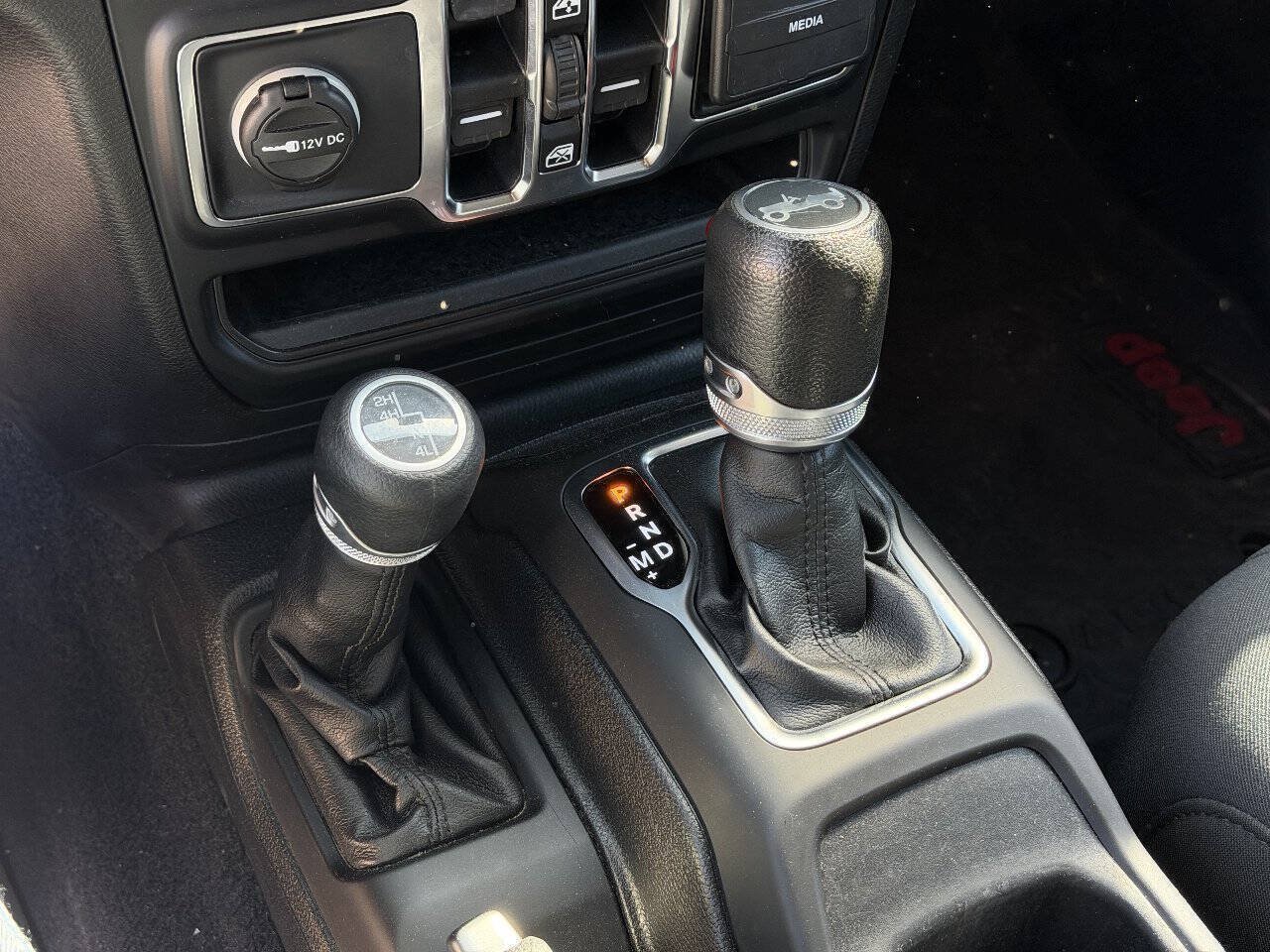 Used 2018 Jeep Wrangler Unlimited Sport S AWD/4WD image 20