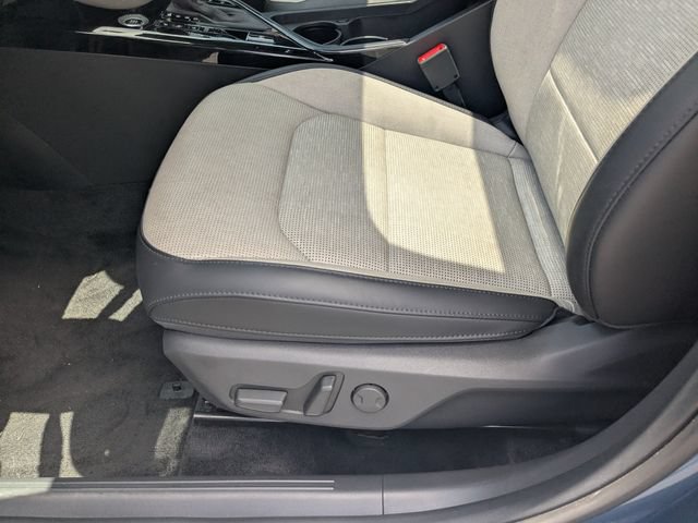 Certified 2025 Kia Niro SX Touring FWD image 18