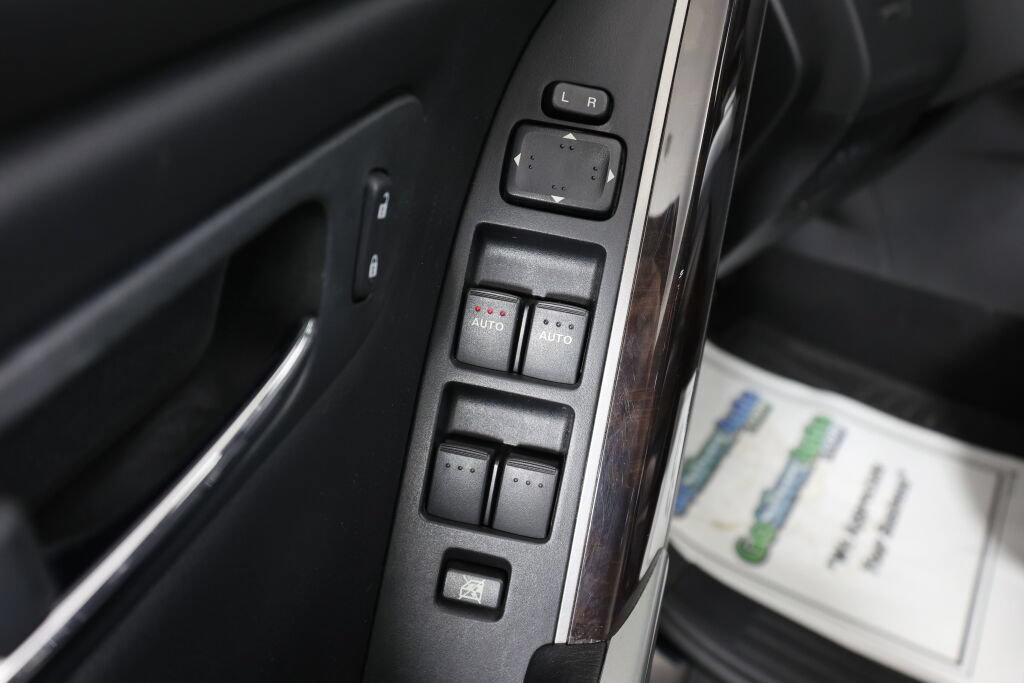 Used 2011 MAZDA CX-9 Grand Touring w/ Moonroof & Bose Audio Pkg AWD/4WD image 33
