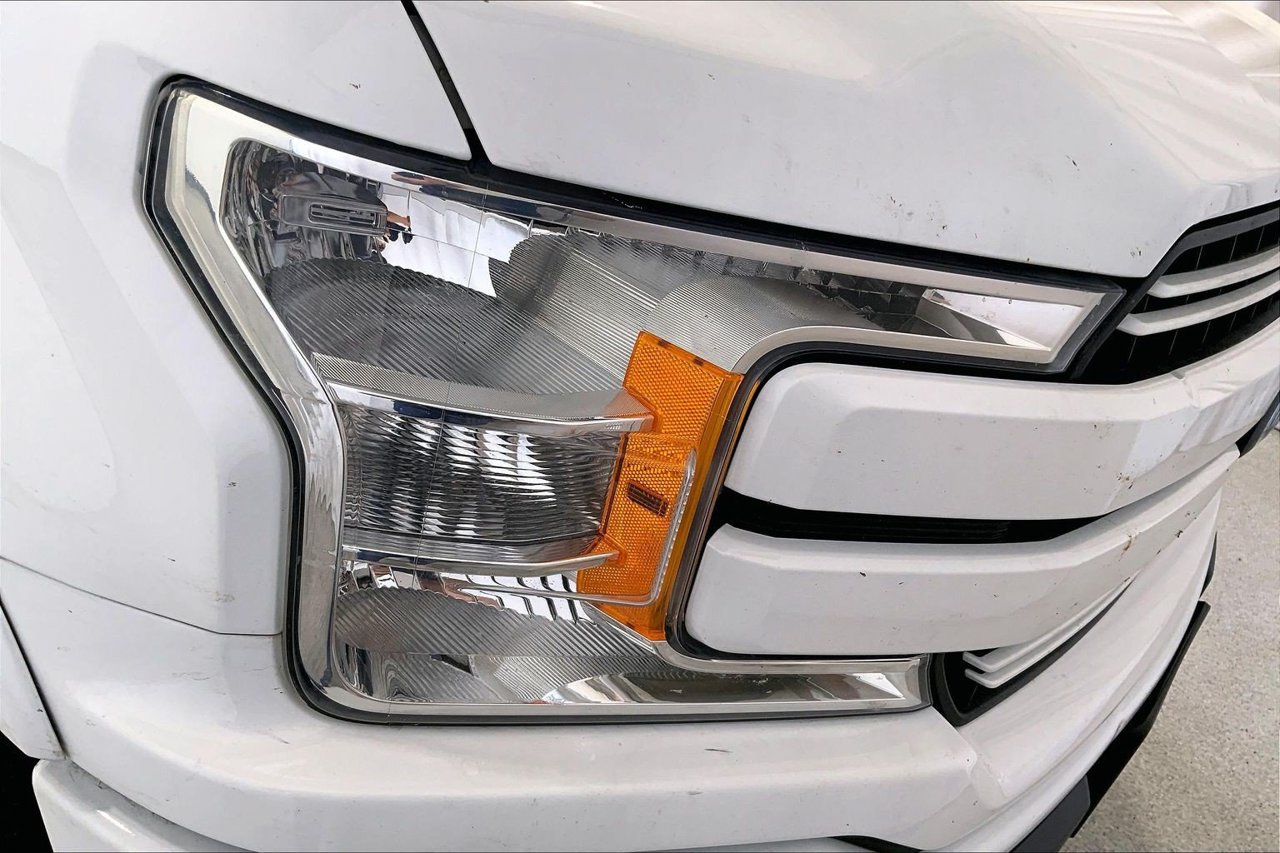 Used 2018 Ford F150 Lariat AWD/4WD image 12