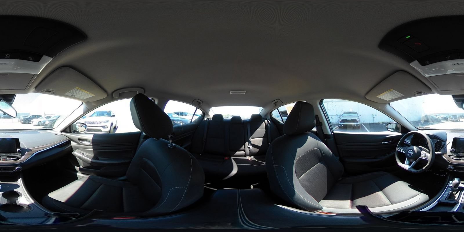 Used 2025 Nissan Altima 2.5 SV FWD image 42