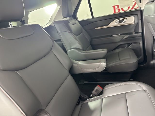 New 2025 Ford Explorer Active w/ Active Comfort Package image 25