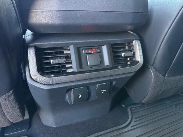 Certified 2023 Ford F150 Platinum w/ Equipment Group 701A High image 20