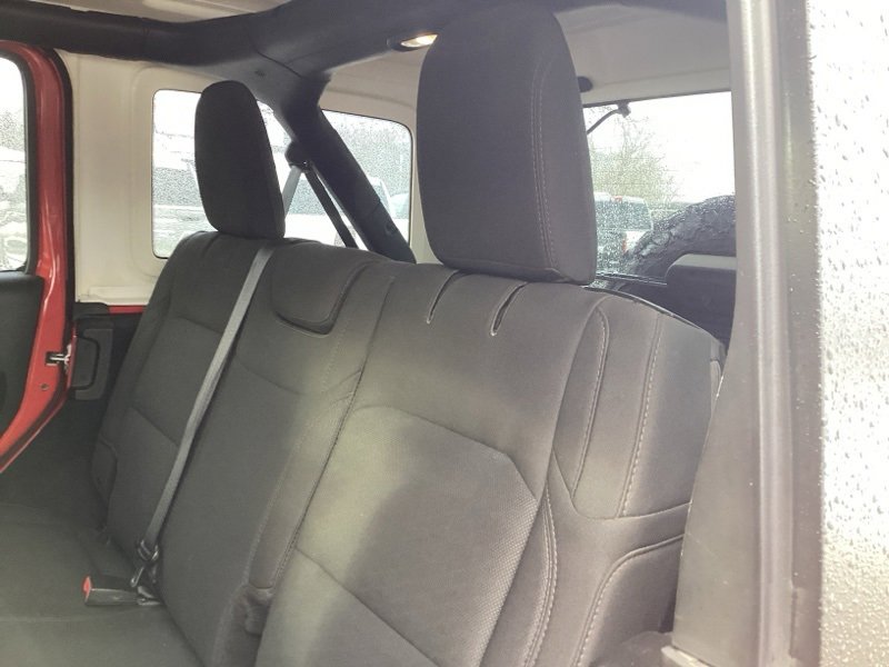 Used 2018 Jeep Wrangler Unlimited Sport image 15