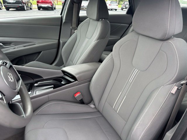 Used 2024 Hyundai Elantra SEL FWD image 12