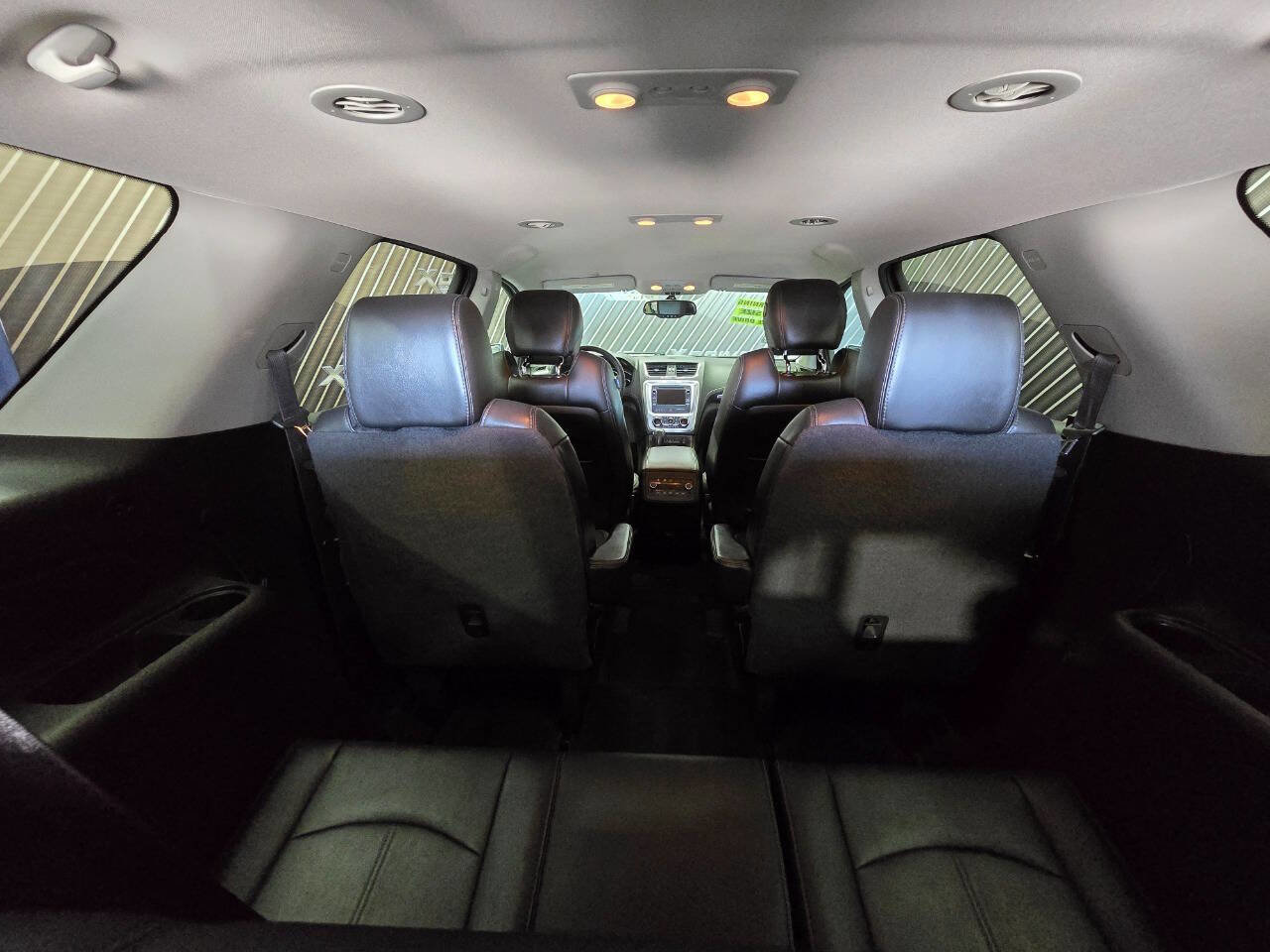 Used 2015 GMC Acadia SLT image 30