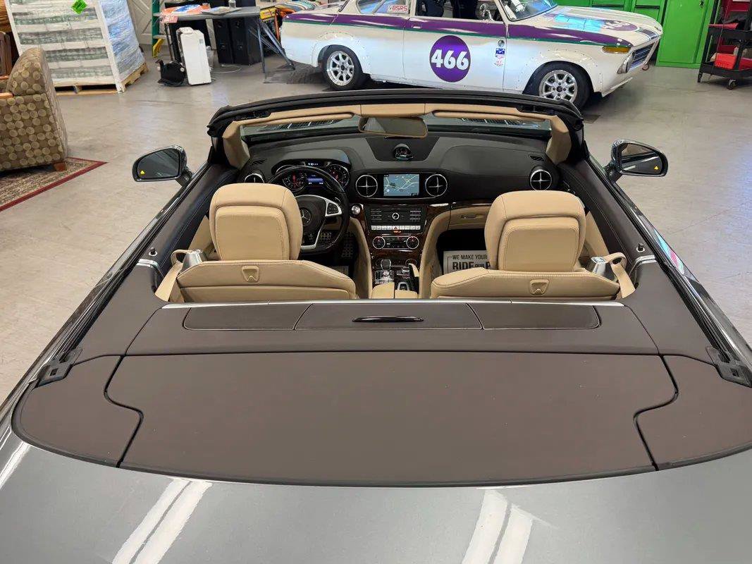 Used 2017 Mercedes-Benz SL 450 image 21