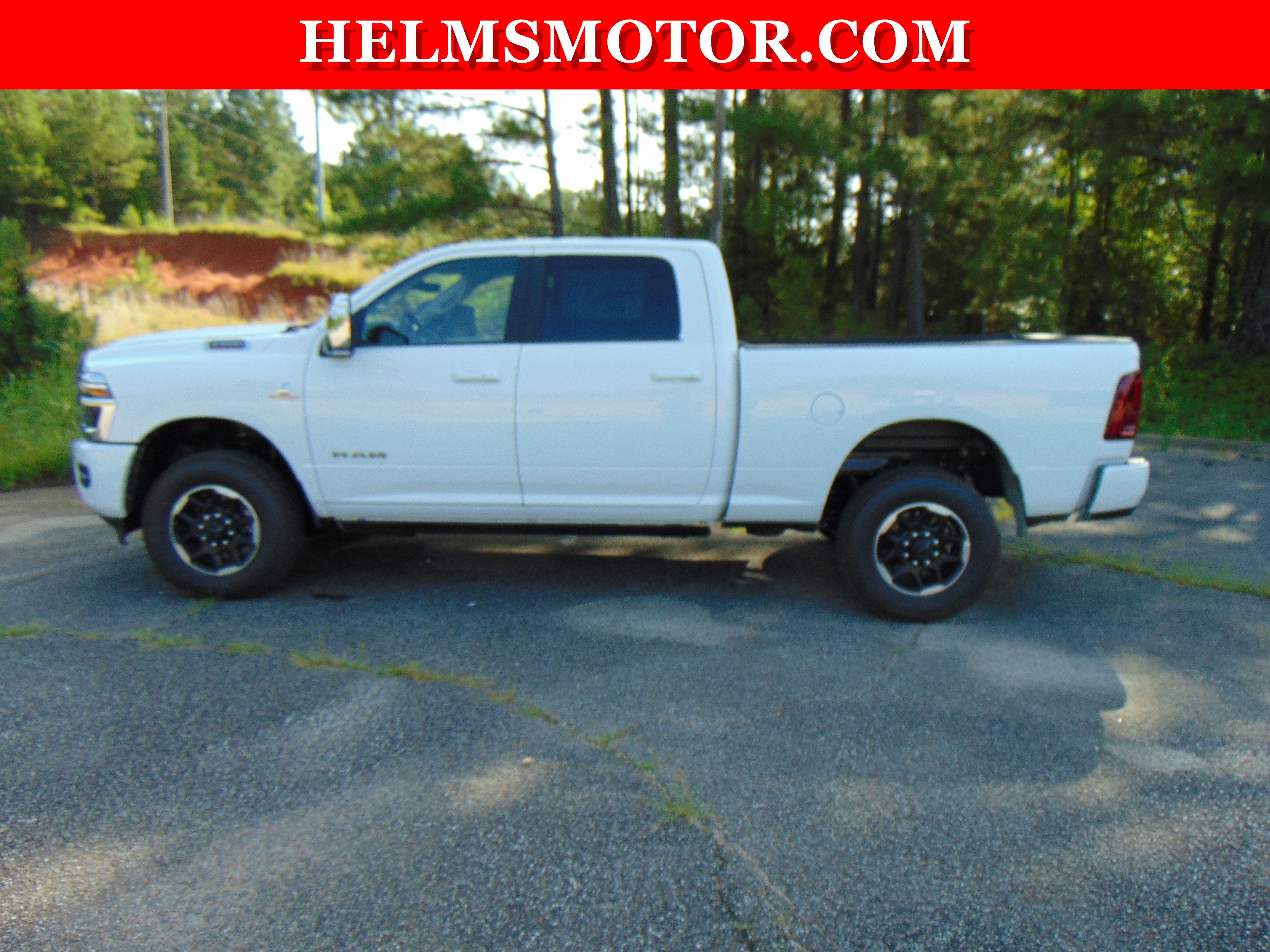 New 2025 RAM 2500 Laramie AWD/4WD image 2