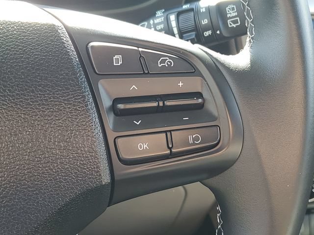 Used 2026 Hyundai Venue SEL FWD image 14