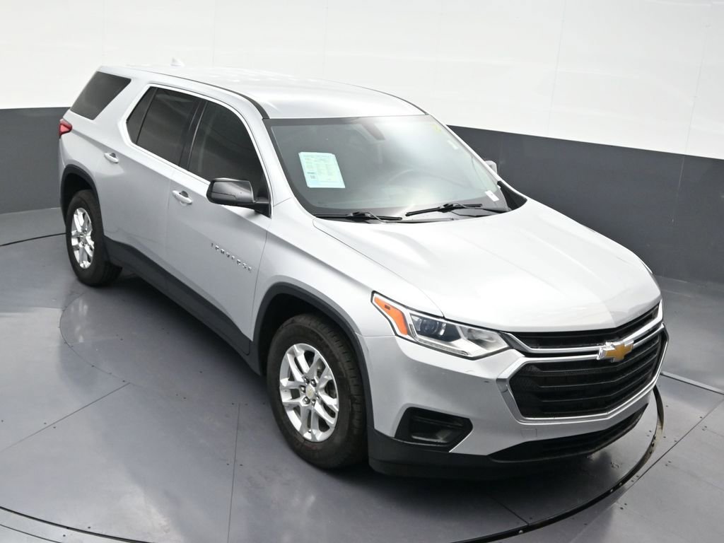 Used 2021 Chevrolet Traverse LS image 22