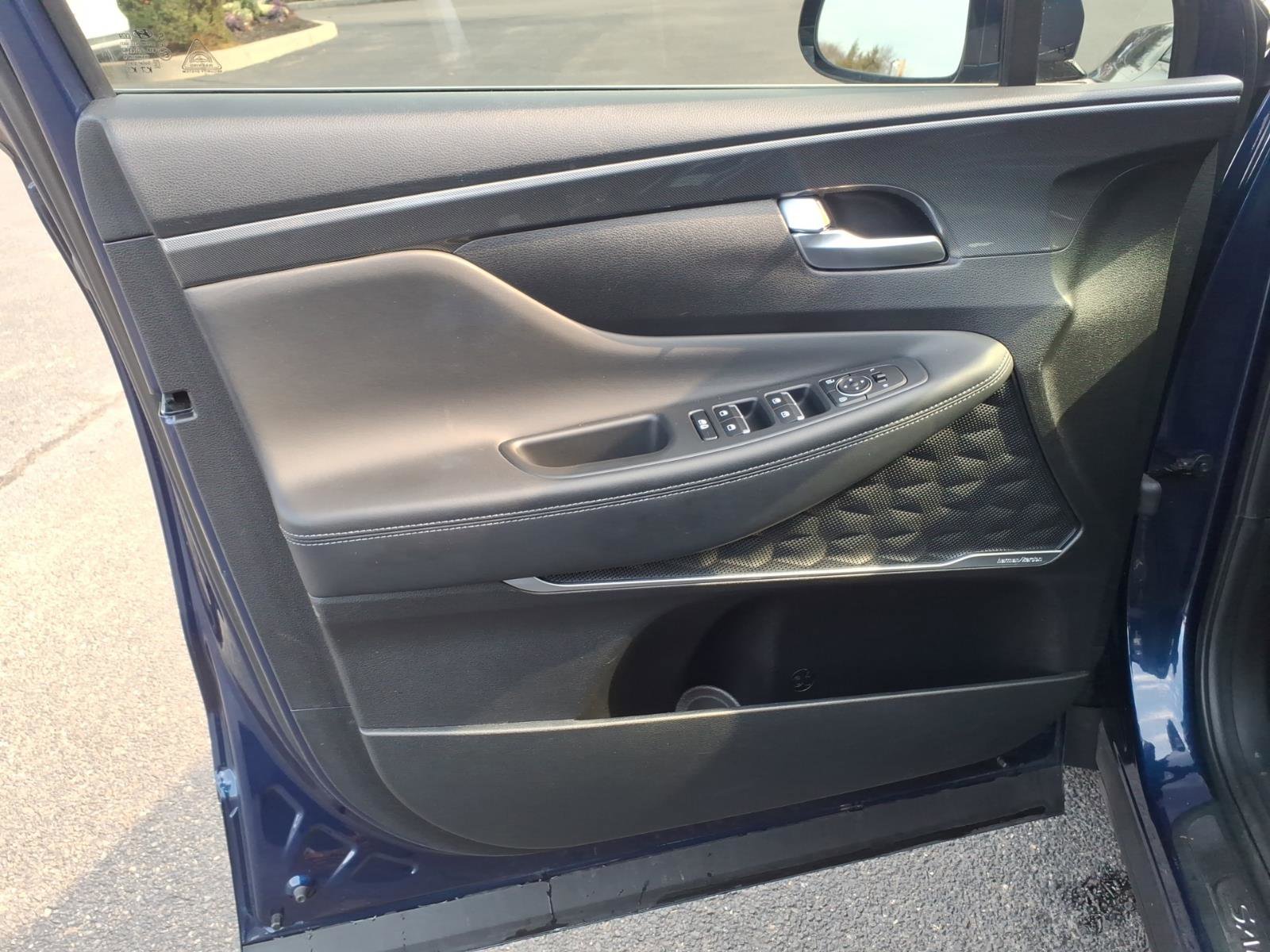 Used 2021 Hyundai Santa Fe SEL w/ Convenience + Premium Package image 19