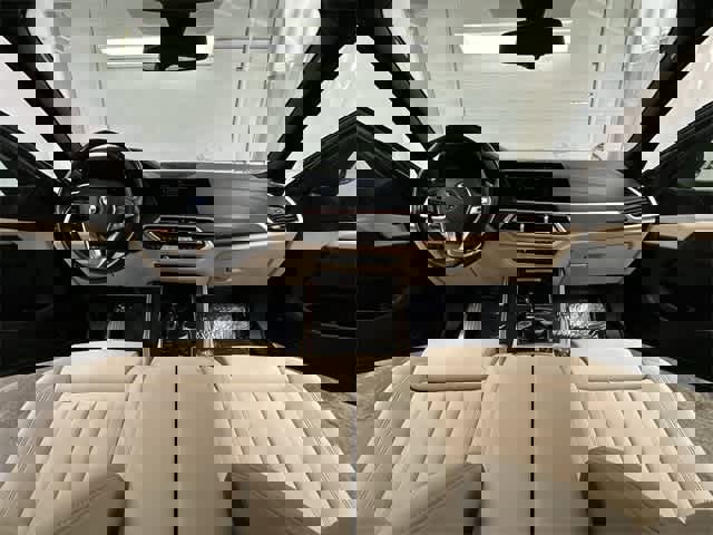 Used 2022 BMW X5 xDrive45e image 21