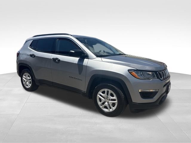 Used 2021 Jeep Compass Sport w/ Cold Weather Group FWD image 3