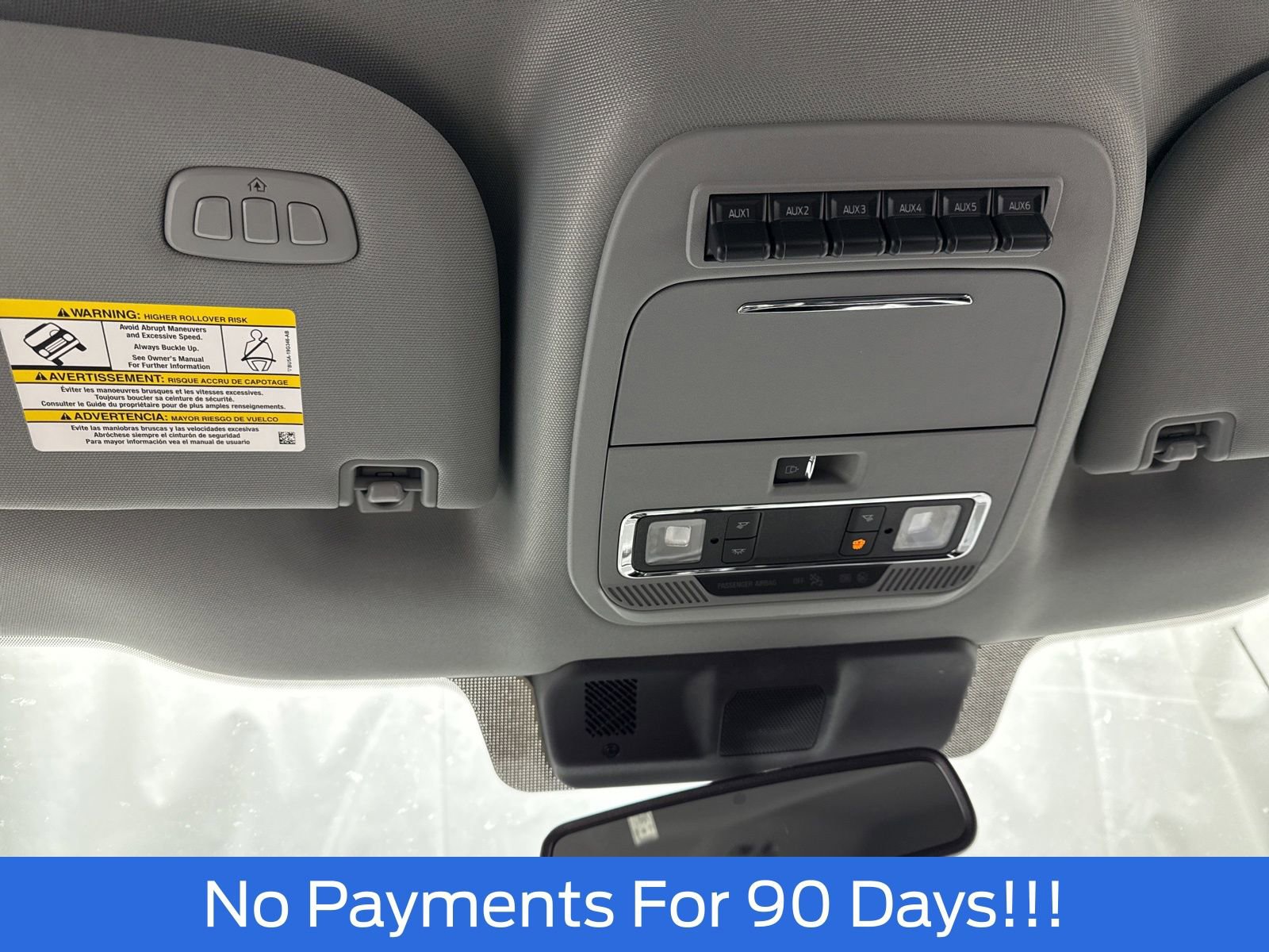 New 2026 Ford F250 Lariat w/ Black Appearance Package image 31