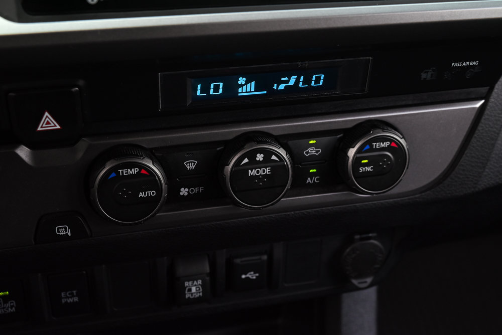 Used 2023 Toyota Tacoma SR5 w/ Technology Package RWD image 26