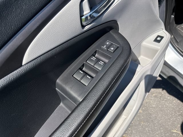 Used 2017 Honda Ridgeline RTL-T image 11