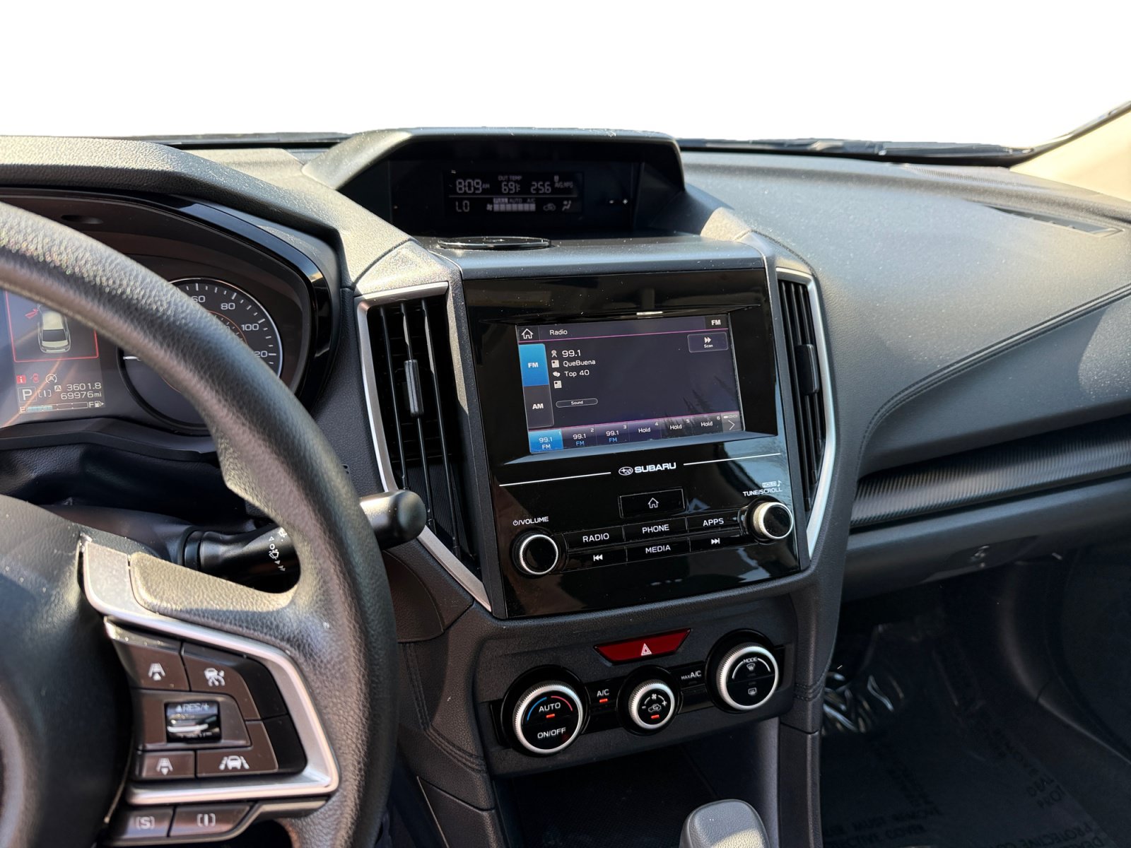 Used 2020 Subaru Crosstrek 2.0i AWD/4WD image 12