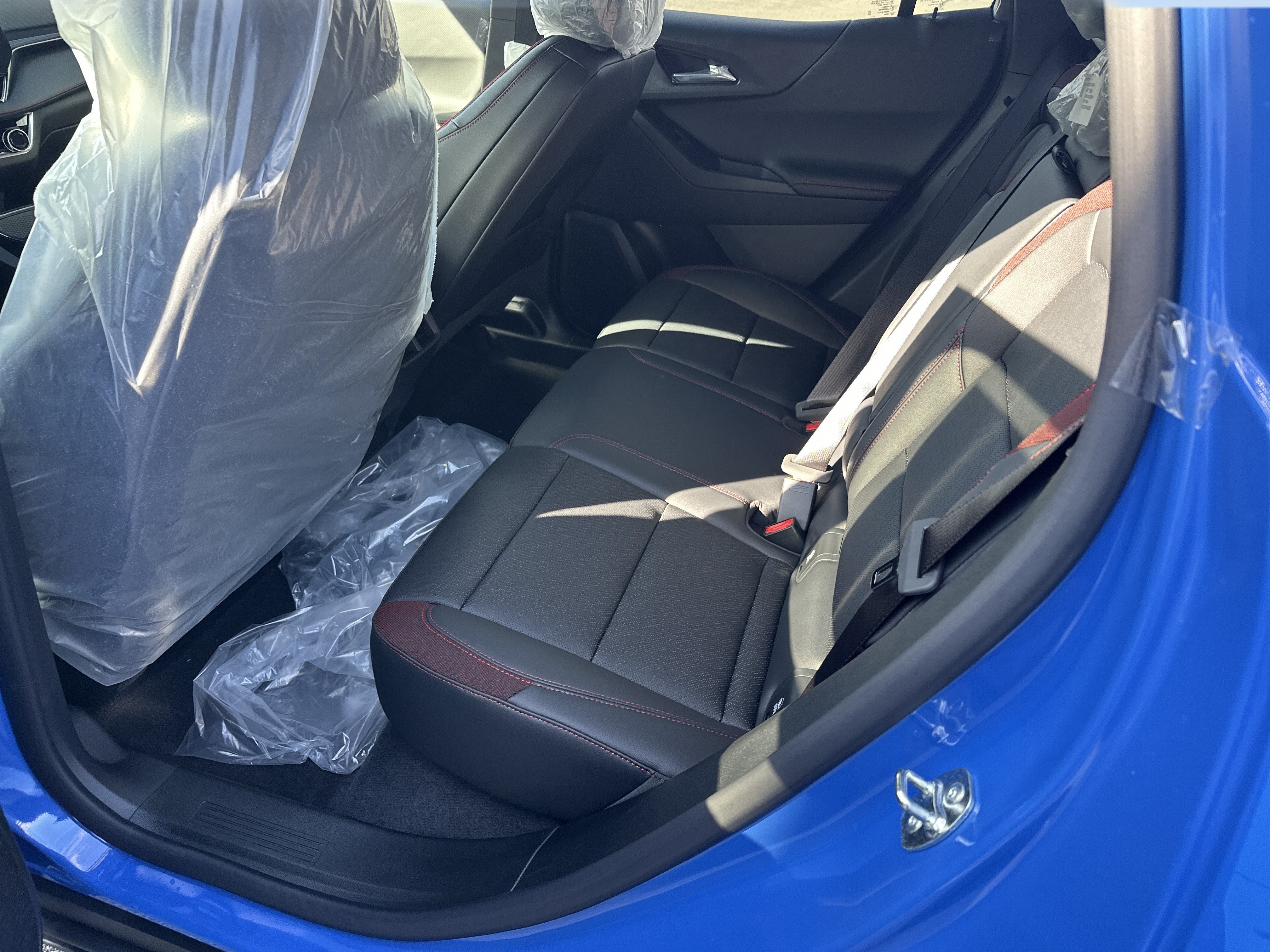 New 2027 Chevrolet Equinox RS w/ Safety and Technology Package AWD/4WD image 6