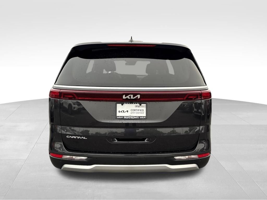 Certified 2024 Kia Carnival EX FWD image 8