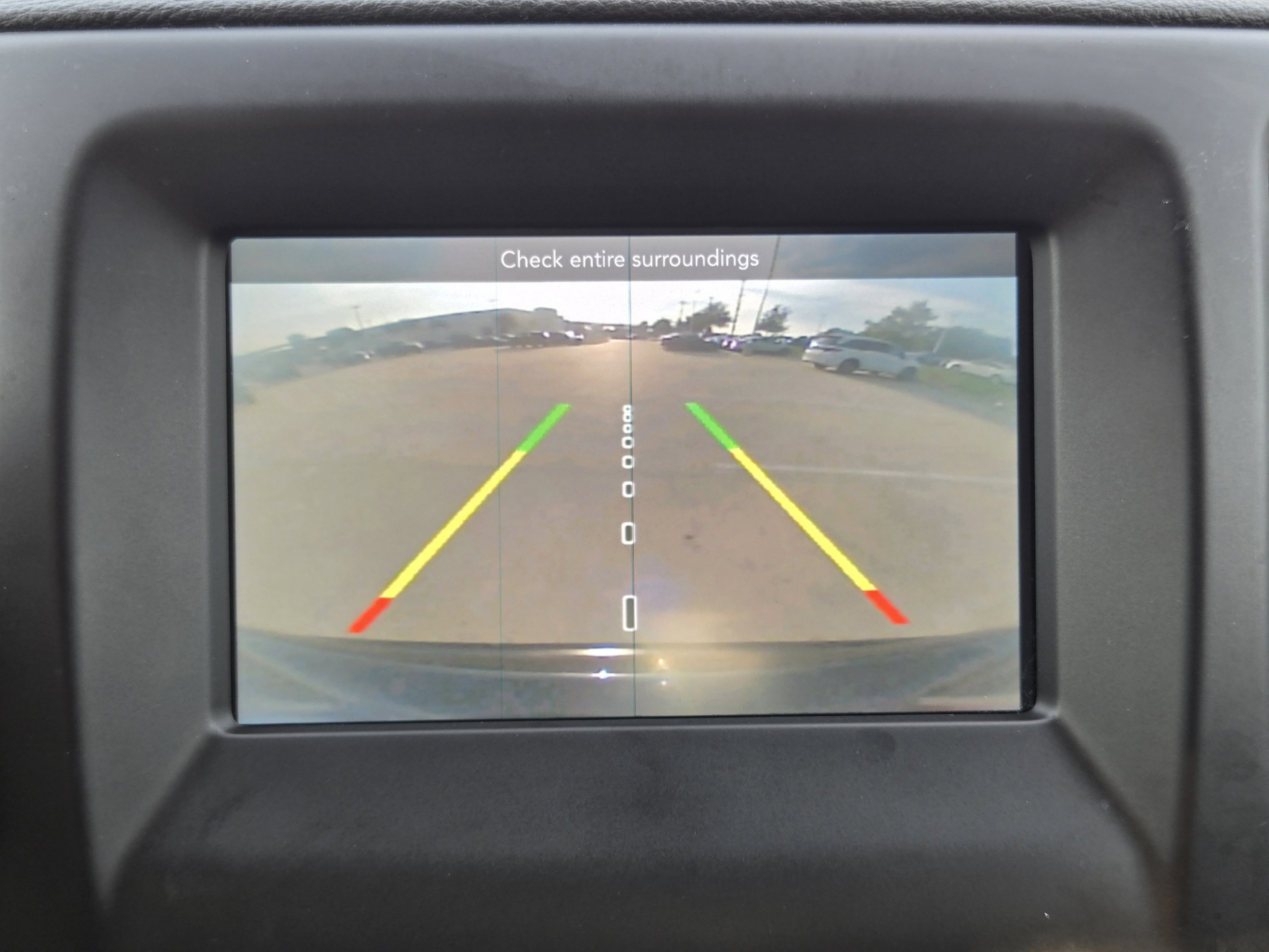 Used 2018 Jeep Compass Latitude FWD image 14