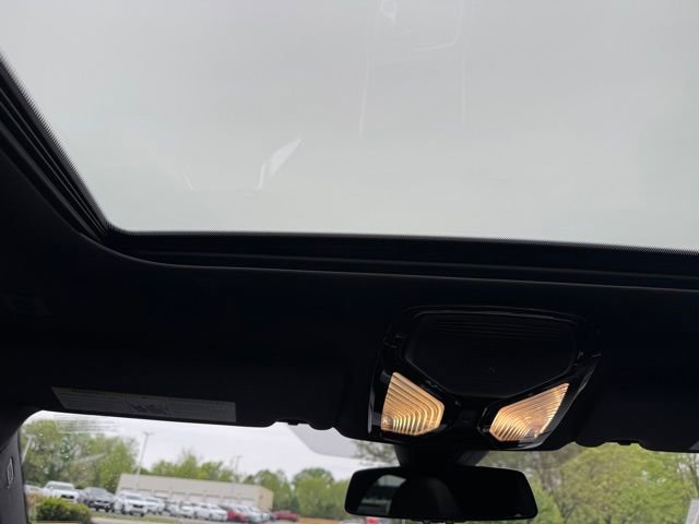 Used 2025 BMW i4 xDrive40i AWD/4WD image 17
