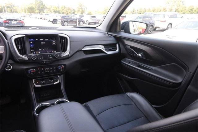 Used 2024 GMC Terrain SLT image 24