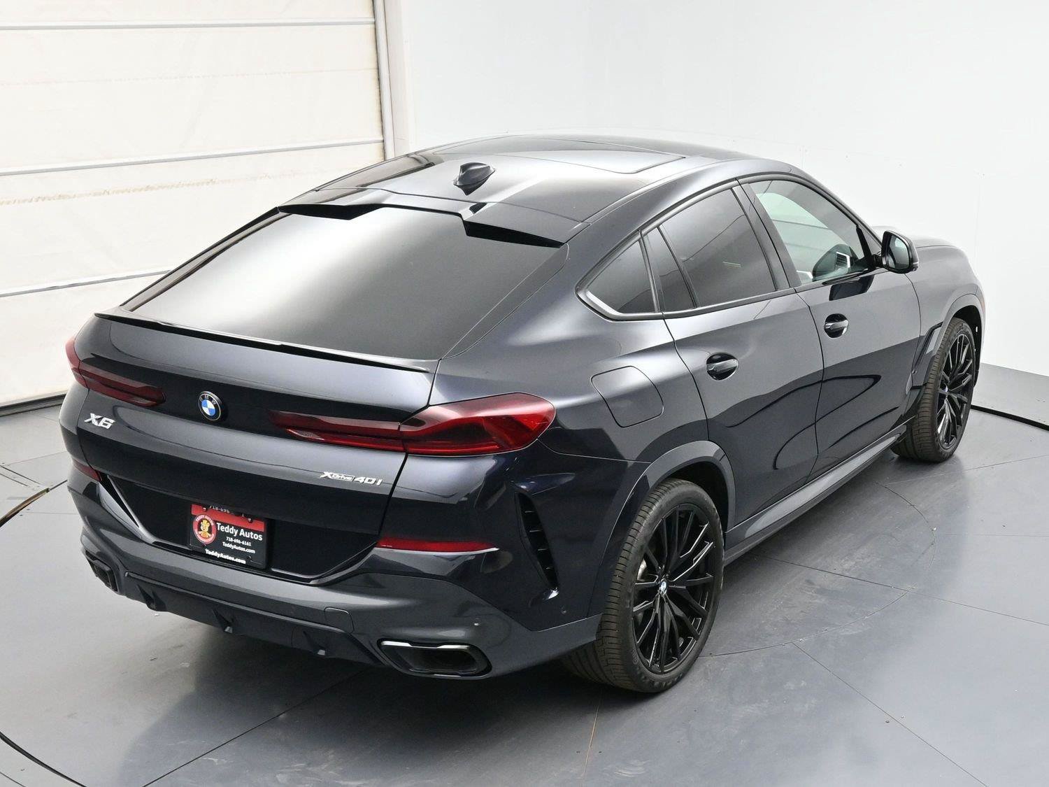 Used 2022 BMW X6 xDrive40i w/ Executive Package AWD/4WD image 35