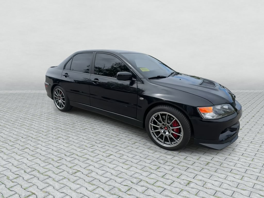 Used 2006 Mitsubishi Lancer Evolution AWD/4WD image 9
