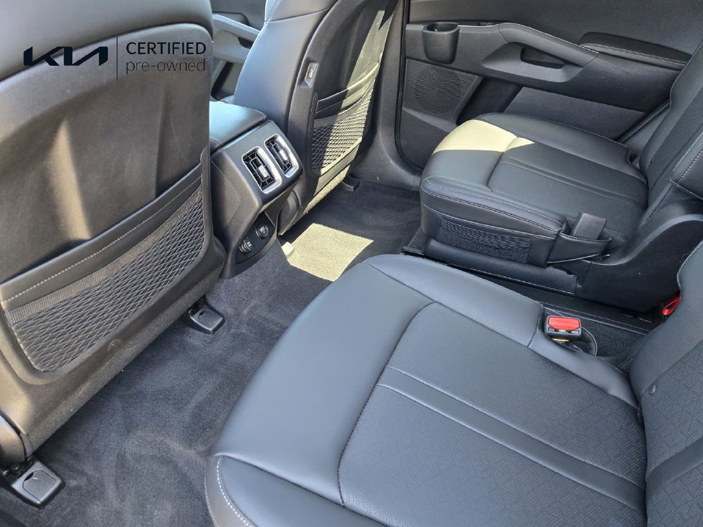 Certified 2023 Kia Sorento EX FWD image 12