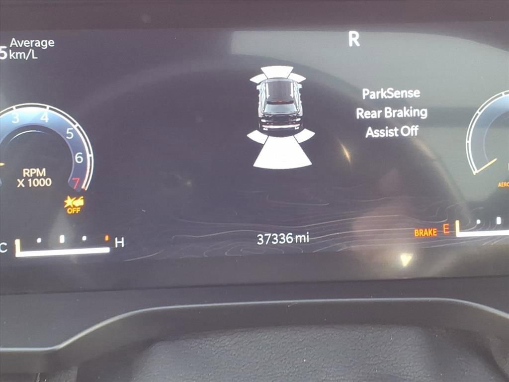Certified 2022 Jeep Grand Cherokee Overland w/ Luxury Tech Group IV AWD/4WD image 22