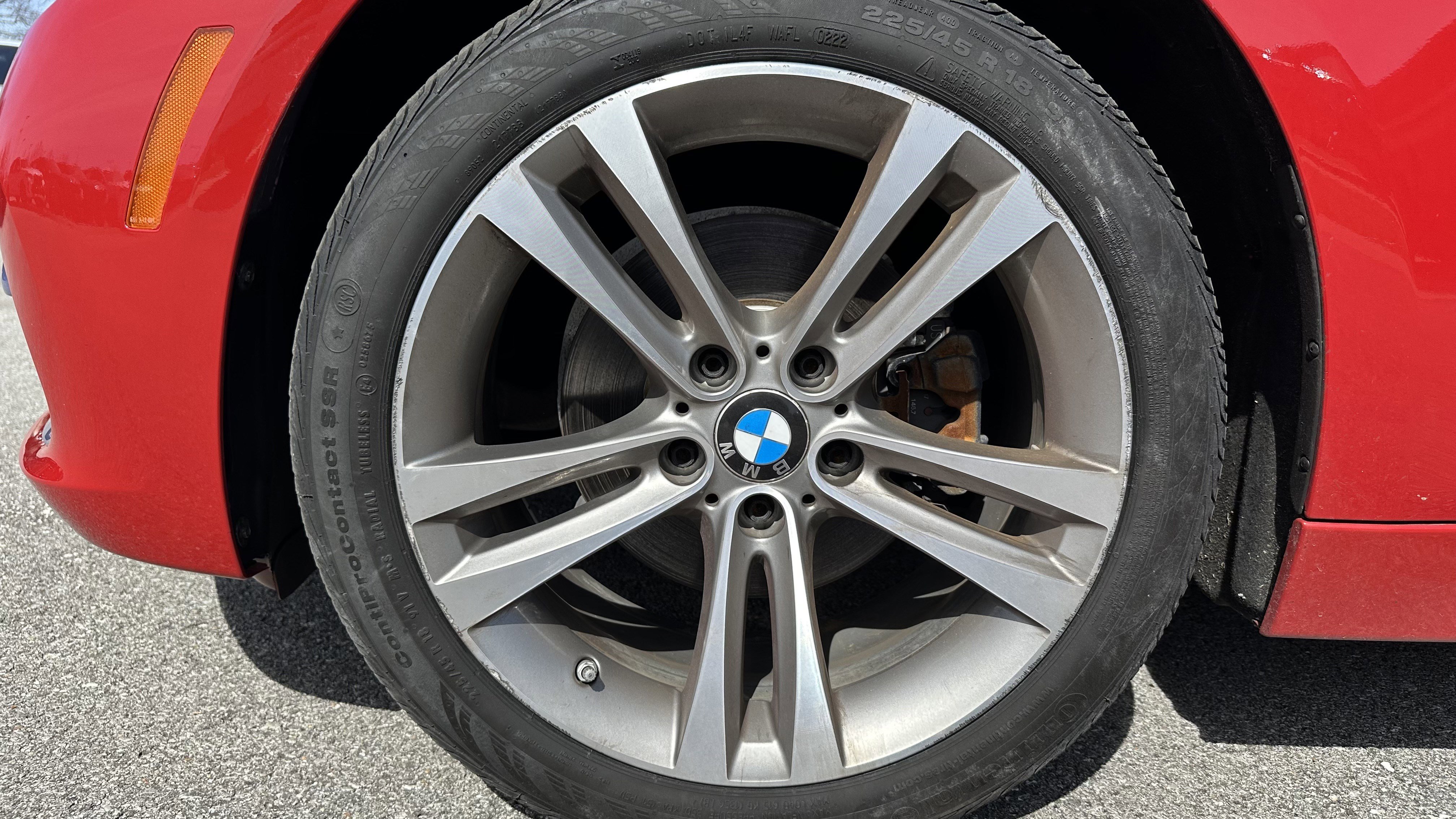 Used 2018 BMW 330i xDrive Sedan image 12