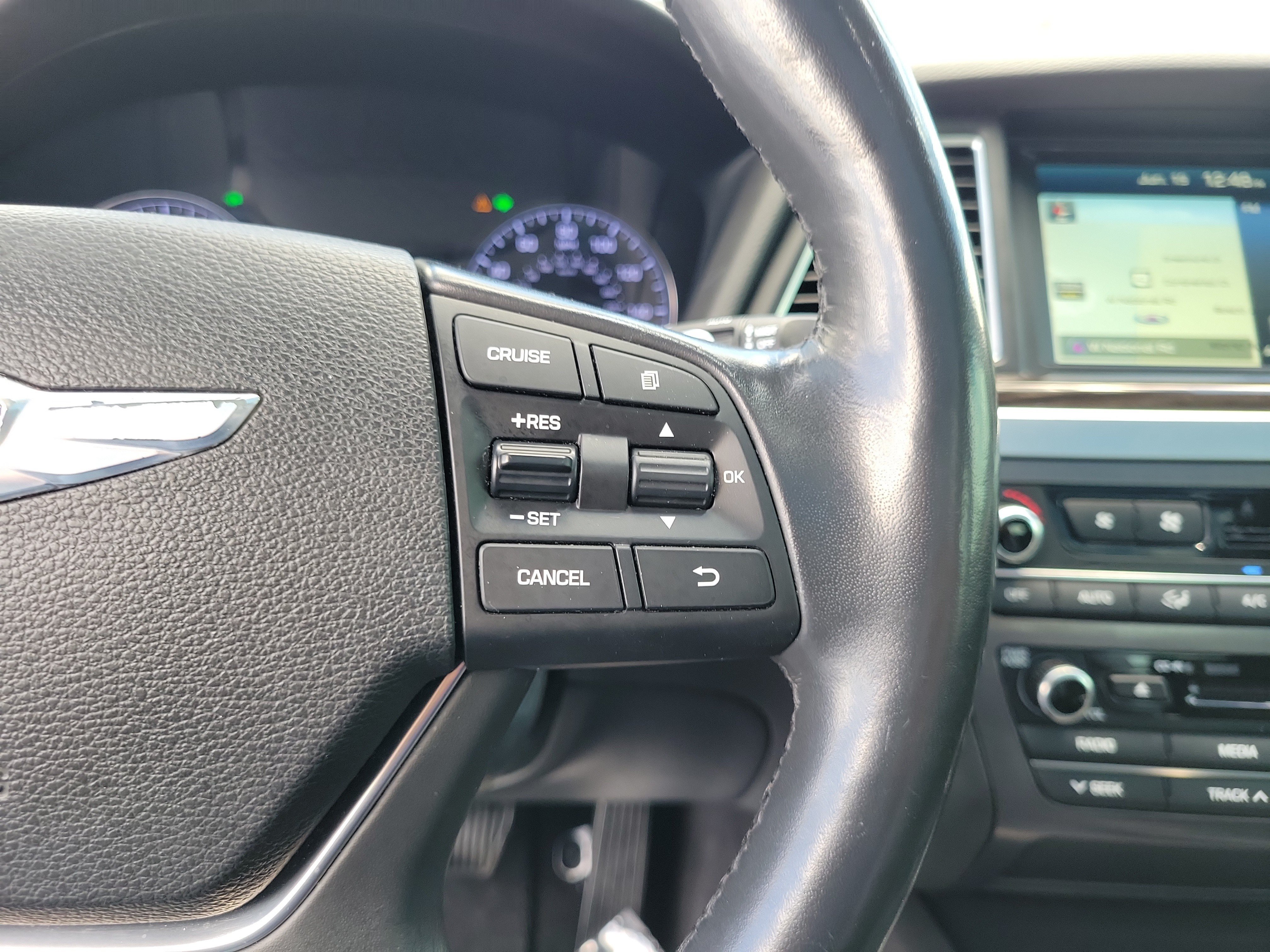 Used 2016 Hyundai Genesis 3.8 w/ Option Group 02 AWD/4WD image 23