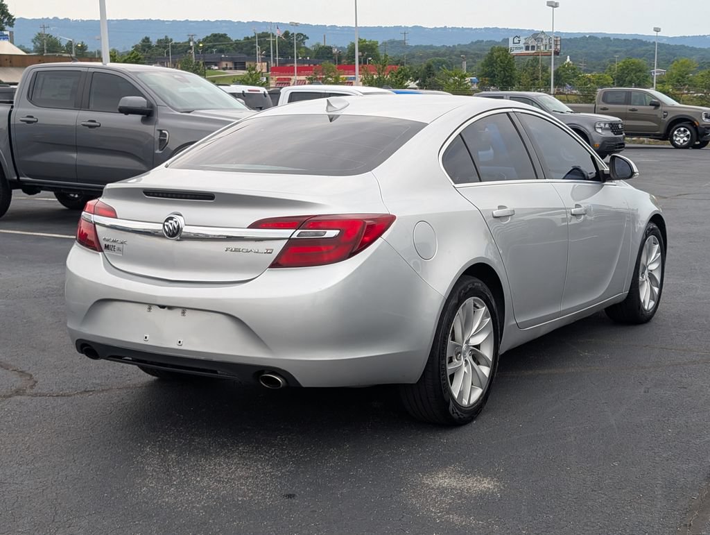 Used 2016 Buick Regal FWD image 6