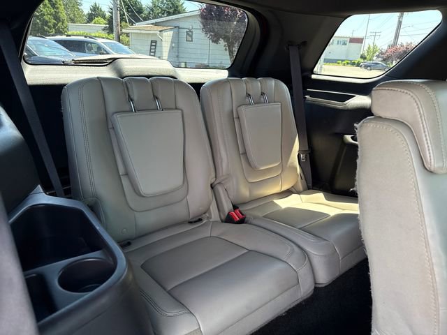 Used 2013 Ford Explorer XLT AWD/4WD image 12